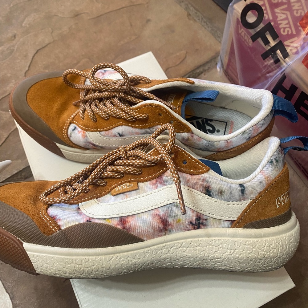 Vans ultra range exo parks collalb